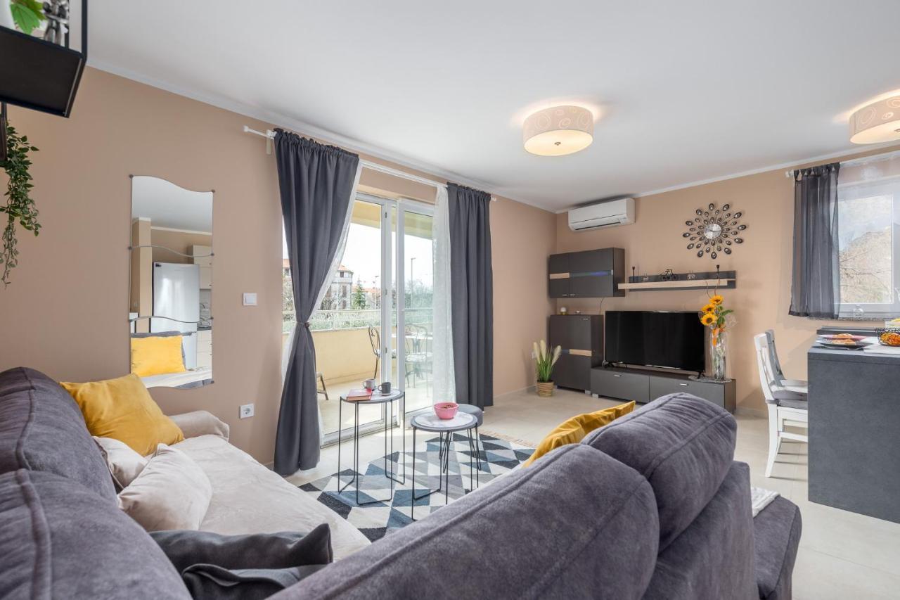 Apartment Andrea Πόρετς Εξωτερικό φωτογραφία