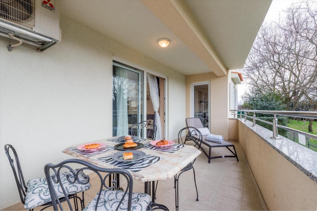 Apartment Andrea Πόρετς Εξωτερικό φωτογραφία